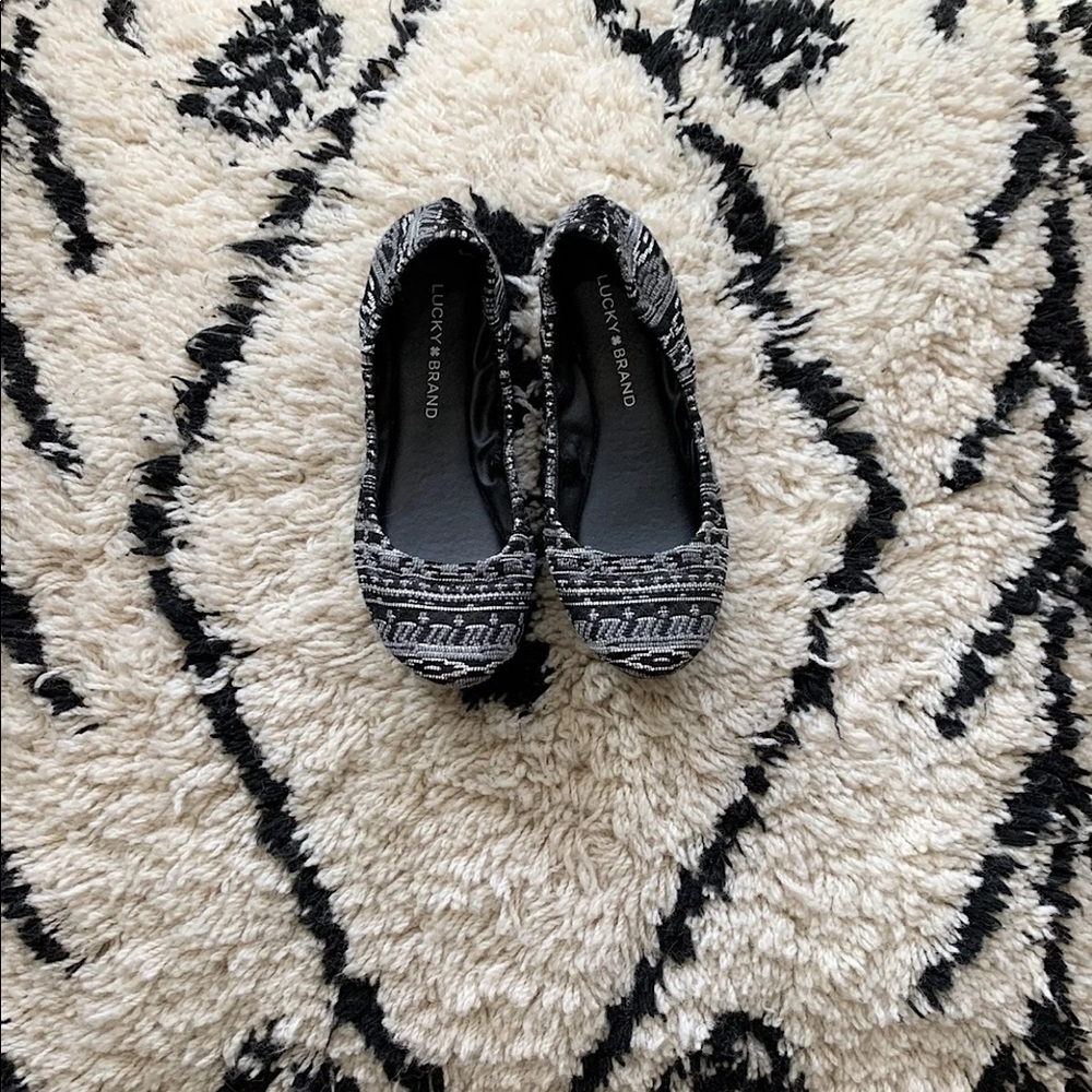 LUCKY BRAND FLATS, 7